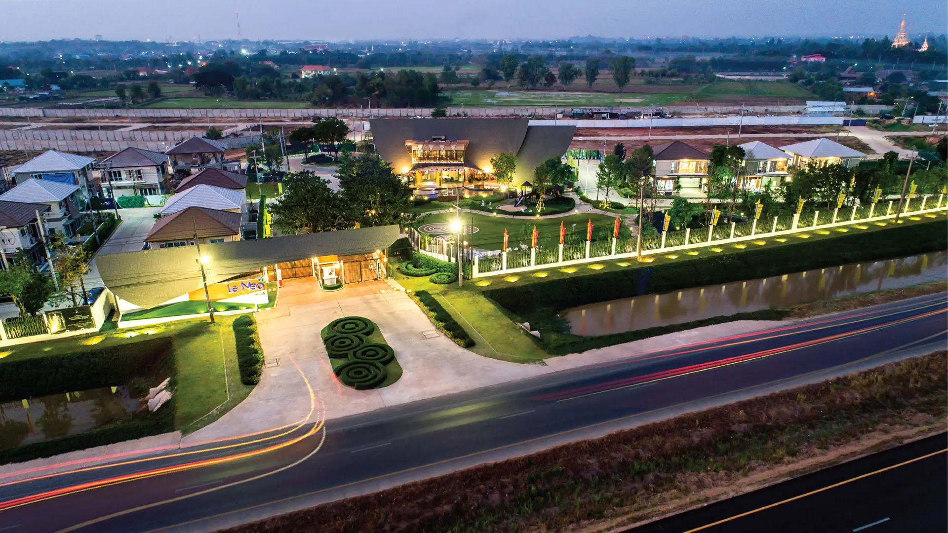 The project is located on the roadside.