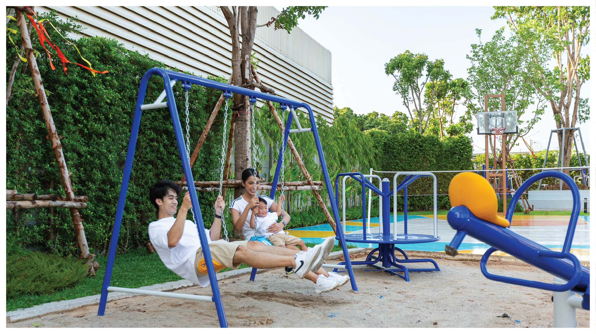 family play in the park